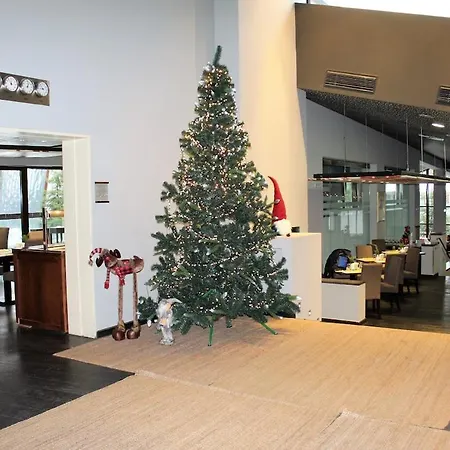 Private Pine Whisper 4 Pax In Euphoria Club Appartement