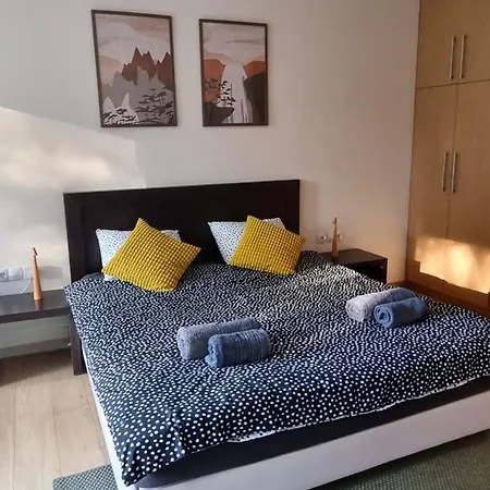 Private Pine Whisper 4 Pax In Euphoria Club Appartement
