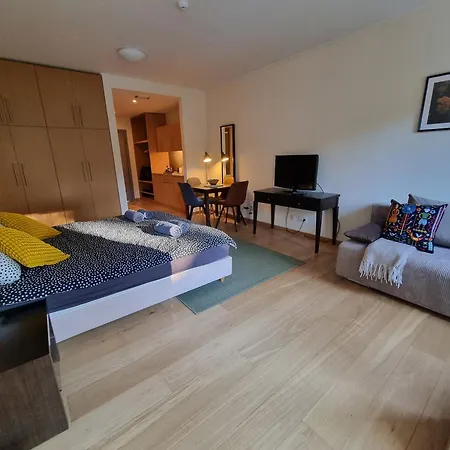 Appartement Private Pine Whisper 4 Pax In Euphoria Club *