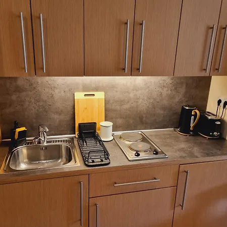 Private Pine Whisper 4 Pax In Euphoria Club * ボロヴェッツ